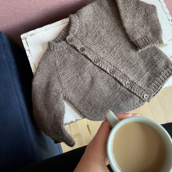 A Basic Cardigan | Needles 5 mm